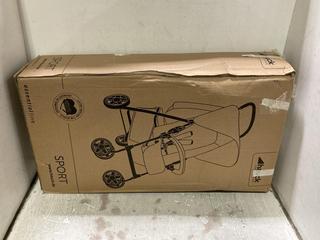 Lot 982  
            Chesterfield SR44 - Parcel Delivery Only 

                
HAUCK DISNEY BABY SPORT STROLLER - MICKEY STARS (LOCATION: J8)