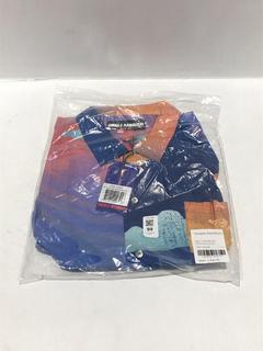 Lot 99  
            Chesterfield SR44 - Parcel Delivery Only 

                
DOUBLE RAINBOUU WET DREAM SS PRINTED SHIRT SIZE S - ORIGINAL RRP £300 (LOCATION: L6)