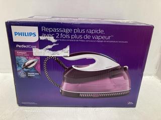 Lot 1044  
            Chesterfield SR47 - Parcel Delivery Only 

                
PHILIPS PERFECTCARE COMPACT STEAM GENERATOR IRON ORIGINAL RRP £199 (LOCATION: H9)
