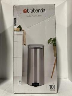 Lot 1154  
            Chesterfield SR47 - Parcel Delivery Only 

                
BRABANTIA NEWICON 30L PEDAL BIN (LOCATION: I5)