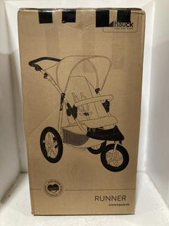 Lot 1161  
            Chesterfield SR47 - Parcel Delivery Only 

                
HAUCK RUNNER PUSHCHAIR ORIGINAL RRP £150 (LOCATION: I5)