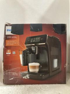 Lot 136  
            Chesterfield SR47 - Parcel Delivery Only 

                
PHILIPS 2300 SERIES FULLY AUTOMATIC ESPRESSO MACHINE WITH LATTEGO ORIGINAL RRP £3...