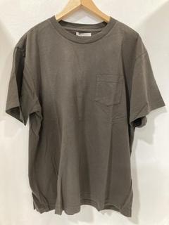 Lot 14  
            Chesterfield SR47 - Parcel Delivery Only 

                
JOHN ELLIOTT MENS LUCKY POCKET TSHIRT IN CHARCOAL SIZE L ORIGINAL RRP £145 (LOCAT...