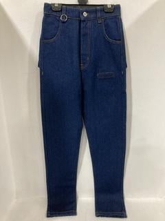 Lot 15  
            Chesterfield SR47 - Parcel Delivery Only 

                
RANDOM IDENTITIES DENIM JEANS IN RINSED WASH SIZE 25 - STYLE NO. DN-03 (LOCATION:...