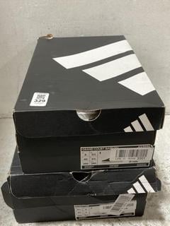 Lot 329  
            Chesterfield SR47 - Parcel Delivery Only 

                
ADIDAS WOMENS GRAND COURT BASE 00S TRAINERS IN BLACK/VIOLET SIZE 6.5 TO INCLUDE A...