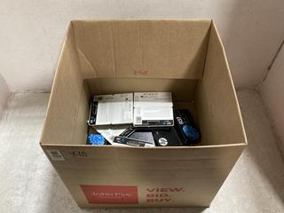 Lot 372  
            Chesterfield SR47 - Parcel Delivery Only 

                
10 X HP 937 CYAN INK CARTRIDGE TOTAL ORIGINAL RRP £239 (LOCATION: F10)