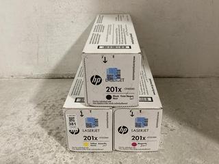 Lot 381  
            Chesterfield SR47 - Parcel Delivery Only 

                
3 X ASSORTED HP LASERTJET 210X TONER CARTRIDGES TO INCLUDE MAGENTA TONER CARTRIDG...