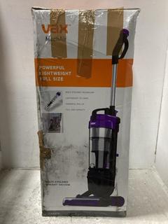 Lot 460  
            Chesterfield SR47 - Parcel Delivery Only 

                
VAX MACHAIR MULTI CYCLONIC UPRIGHT VACUUM. (LOCATION: G2)