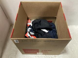 Lot 462  
            Chesterfield SR47 - Parcel Delivery Only 

                
10 X ASSORTED CHILDRENS SPEEDOS TO INCLUDE SPEEDO ENDURANCE+ MEDALIST SWIMSUIT IN...