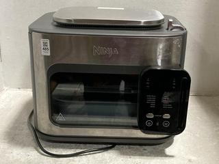 Lot 485  
            Chesterfield SR47 - Parcel Delivery Only 

                
NINJA COMBI 12-IN-1 MULTI-COOKER ORIGINAL RRP £279. (LOCATION: G3)
