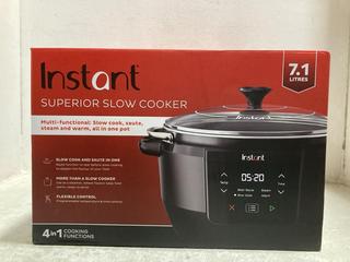 Lot 493  
            Chesterfield SR47 - Parcel Delivery Only 

                
INSTANT SUPERIOR SLOW COOKER. (LOCATION: G3)