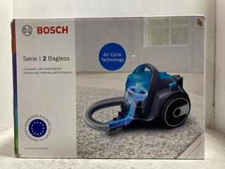 Lot 495  
            Chesterfield SR47 - Parcel Delivery Only 

                
BOSCH SERIE 2 BAGLESS VACUUM CLEANER ORIGINAL RRP £149. (LOCATION: G3)