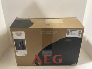 Lot 616  
            Chesterfield SR47 - Parcel Delivery Only 

                
AEG CLEAN 5000 BAGGED CLEANER VACUUM CLEANER (LOCATION: G8)