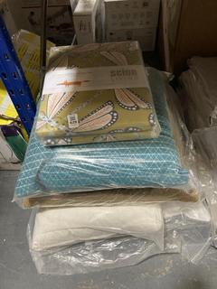 Lot 629  
            Chesterfield SR47 - Parcel Delivery Only 

                
5 X ASSORTED JOHN LEWIS BEDDING ITEMS TO INCLUDE SCION LIVING MOON FLIGHTS DOUBLE...