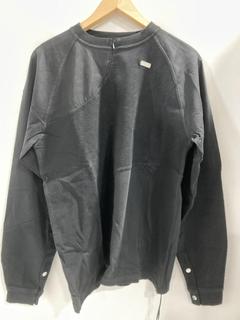 Lot 704  
            Chesterfield SR47 - Parcel Delivery Only 

                
HELIOT EMIL CONTRAST FABRIC LONG SLEEVE TEE SIZE XS ORIGINAL RRP £380. (LOCATION:...