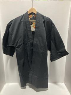 Lot 756  
            Chesterfield SR47 - Parcel Delivery Only 

                
NAKED & FAMOUS SSENSE EXCLUSIVE HAORI-STRETCH TWILL JACKET IN BLACK SIZE UNKOWN. ...