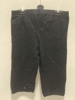 Lot 768  
            Chesterfield SR47 - Parcel Delivery Only 

                
JACQUEMUS LE SHORT ARANCIA IN BLACK SIZE 36. (LOCATION: H2)