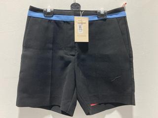 Lot 773  
            Chesterfield SR47 - Parcel Delivery Only 

                
ROKSANDA SHORTS IN BLACK SIZE 10. (LOCATION: H2)