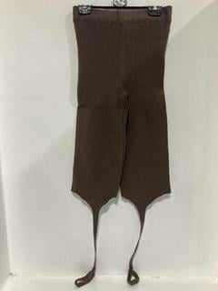 Lot 811  
            Chesterfield SR47 - Parcel Delivery Only 

                
JACQUEMUS LE COLLANT ALBA LEGGINGS IN BROWN SIZE UNSPECIFIED (LOCATION: H3)