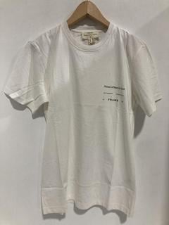 Lot 828  
            Chesterfield SR47 - Parcel Delivery Only 

                
MUSEUM OF PEACE AND QUIET MOPQ X FRAME SHORT SLEEVED TSHIRT IN WHITE SIZE XS ORIG...