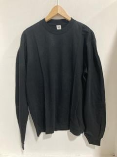 Lot 840  
            Chesterfield SR47 - Parcel Delivery Only 

                
RANDOM IDENTITIES LONG SLEEVE TSHIRT IN BLACK SIZE M ORIGINAL RRP £215 (LOCATION:...