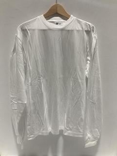 Lot 936  
            Chesterfield SR47 - Parcel Delivery Only 

                
RANDOM IDENTITIES LONG SLEEVE T-SHIRT IN WHITE SIZE M ORIGINAL RRP £215. (LOCATIO...