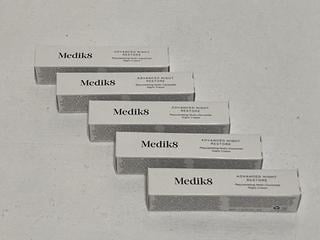 Lot 1167  
            Chesterfield SR46 - Parcel Delivery Only 

                
5 X MEDIK8 ADVANCED RESTORE NIGHT CREAM 5ML - MAKEUP BAG INCLUDED (LOCATION: I3)