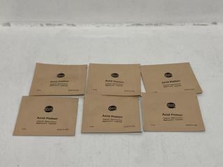 Lot 808  
            Chesterfield SR46 - Parcel Delivery Only 
                
QTY OF MOON JUICE ACID POTION LIQUID EXFOLIATOR 2ML (LOCATION: H3)