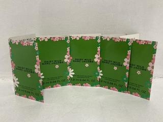 Lot 834  
            Chesterfield SR46 - Parcel Delivery Only 
                
QTY OF MARC JACOBS DAISY WILD PERFUME 1.2ML (LOCATION: H3)