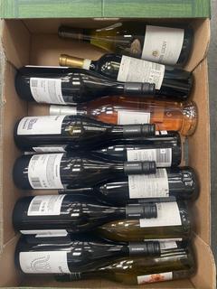 Lot 113  
            Chesterfield SR40 - Collection or Optional Delivery Available 

                
12 X ASSORTED BOTTLES OF WINE TO INCLUDE HACIENDA UVANIS, MEDICI RICCARDI AND MAC...