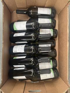 Lot 121  
            Chesterfield SR40 - Collection or Optional Delivery Available 

                
12 X BOTTLES OF BONELLI MALVASIA WINE (LOCATION: SR39)(18+ ID MAY BE REQUIRED UPO...
