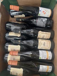 Lot 123  
            Chesterfield SR40 - Collection or Optional Delivery Available 

                
12 X ASSORTED BOTTLES OF WINE TO INCLUDE GRAN SELONE AND DEIDESHEIMER WEINMANUFAK...
