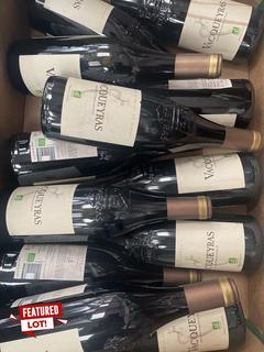 Lot 126  
            Chesterfield SR40 - Collection or Optional Delivery Available 

                
12 X BOTTLES OF VACQUEYRAS CRU DE LA VALLEE DU RHONE 2022 (LOCATION: SR39)(18+ ID...