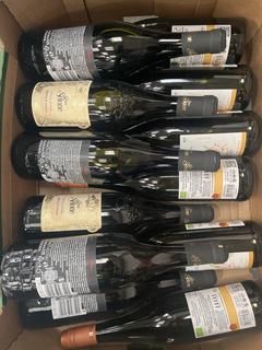Lot 149  
            Chesterfield SR40 - Collection or Optional Delivery Available 

                
12 X ASSORTED BOTTLES OF WINE TO INCLUDE GRAN SELONE AND DEIDESHEIMER WEINMANUFAK...