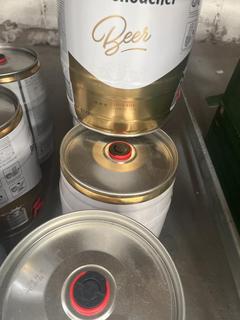 Lot 165  
            Chesterfield SR40 - Collection 

                
4 X 5L KEGS OF PERLENBACHER BEER (LOCATION: SR39)(18+ ID MAY BE REQUIRED UPON COL...