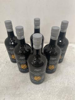 Lot 181  
            Chesterfield SR40 - Collection or Optional Delivery Available 

                
6 X BOTTLES OF DELUXE RED BARTLETT WILLIAMS PEAR SPIRIT 50CL ABV 40% (LOCATION: S...