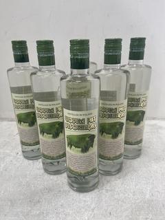 Lot 183  
            Chesterfield SR40 - Collection or Optional Delivery Available 

                
6 X BOTTLES OF VODKA MIT BISONGRAS 0.70L ABV 40% (LOCATION: SR39)(18+ ID MAY BE R...