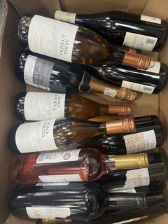 Lot 200  
            Chesterfield SR40 - Collection or Optional Delivery Available 

                
12 X ASSORTED BOTTLES OF WINE TO INCLUDE STEPHEN DAMIEN MAXWELL, CUVEE DU MENHIR ...
