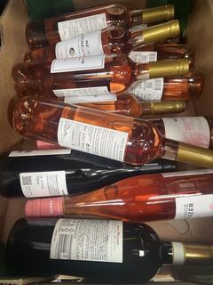 Lot 229  
            Chesterfield SR40 - Collection or Optional Delivery Available 

                
12 X ASSORTED BOTTLES OF WINE TO INCLUDE CASA SANTOS LIMA AND JUNGE WINZER (LOCAT...