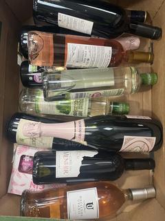 Lot 236  
            Chesterfield SR40 - Collection or Optional Delivery Available 

                
12 X ASSORTED ALCOHOLIC BEVERAGES TO INCLUDE CHAMPAGNE, WINE, VODKA AND GIN (LOCA...