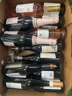 Lot 238  
            Chesterfield SR40 - Collection or Optional Delivery Available 

                
12 X ASSORTED BOTTLES OF WINE TO INCLUDE ALMA MORA, BISSINGER & CO AND VACQUEYRAS...
