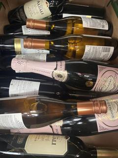 Lot 245  
            Chesterfield SR40 - Collection or Optional Delivery Available 

                
12 X ASSORTED BOTTLES OF WINE TO INCLUDE STEPHEN DAMIEN MAXWELL, CUVEE DU MENHIR ...