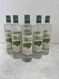 Lot 38  
            Chesterfield SR40 - Collection or Optional Delivery Available 
                
6 X BOTTLES OF VODKA MIT BISONGRAS 0.70L ABV 40% (LOCATION: SR39)(18+ ID MAY BE R...