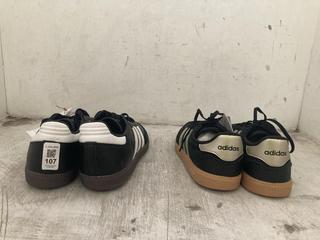 Lot 107  
            Chesterfield SR40 - Parcel Delivery Only 

                
ADIDAS SAMBA TRAINERS IN WHITE/BLACK SIZE UK 8 TO INCLUDE ADIDAS CLOUDFOAM PLUS T...