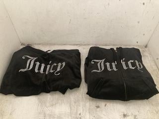 Lot 113  
            Chesterfield SR40 - Parcel Delivery Only 

                
JUICY COUTURE TRACKSUIT IN BLACK SIZE XS (LOCATION: B RACKING )