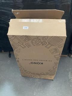 Lot 142  
            Chesterfield SR40 - Parcel Delivery Only 

                
KONO SUITCASE IN WHITE (LOCATION: B RACKING )