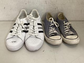 Lot 155  
            Chesterfield SR40 - Parcel Delivery Only 

                
CONVERSE ALL STAR HI TOPS IN BLUE SIZE UK 7 TO INCLUDE ADIDAS BASKET PROFI TRAINE...