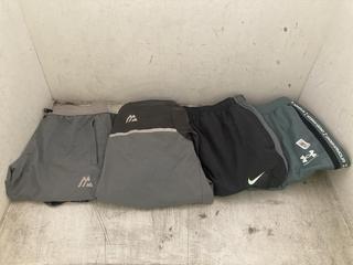 Lot 87  
            Chesterfield SR40 - Parcel Delivery Only 

                
4 X ASSORTED CLOTHING TO INCLUDE UNDER ARMOUR JOGGERS IN BLUE SIZE M (LOCATION: B...