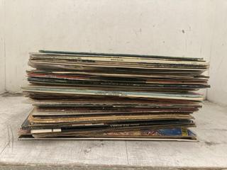 Lot 95  
            Chesterfield SR40 - Parcel Delivery Only 

                
QTY OF ASSORTED VINYLS TO INCLUDE CHAS AND DAVE DON'T GIVE A MONKEYS VINYL (LOCAT...