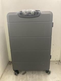 Lot 96  
            Chesterfield SR40 - Parcel Delivery Only 

                
LUGG LARGE SUITCASE IN GREY (LOCATION: B RACKING )